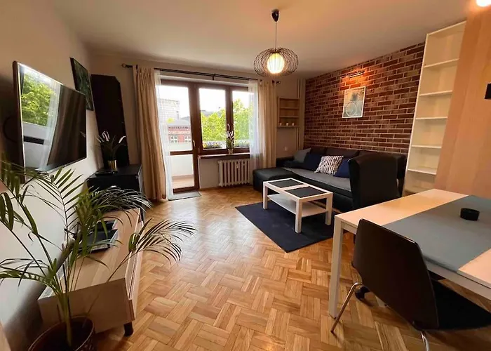 Modern Apartment In The Heart Of Poznan